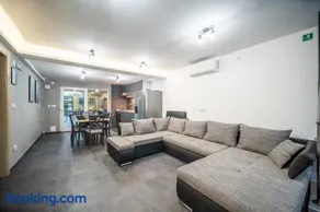 Villa Nesa - beautiful guest house at continental Croatia with Outdoor swimming pool, Sauna and 3 Bedrooms - Image 3