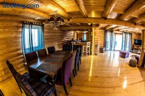 Cabana Deac - Luxury Chalet - Image 3