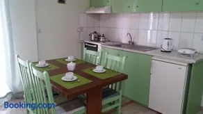 Pitsinis Apartments - Image 4