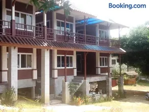 Peach Guesthouse - Image 4