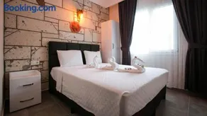 Lebedos Apart Hotel 1 - Image 3