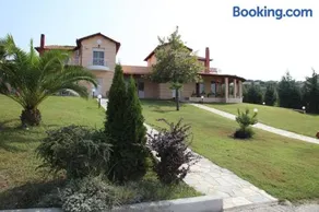 Wonderful Villa with great view in Posidi-Kalandra - Image 2