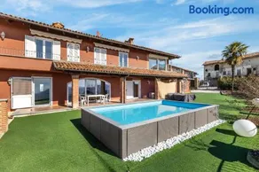 Villa mit 4 Schlafzimmern für 8 Personen - Image 1