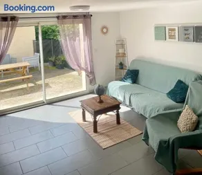 SERENITY Gite dans propriété avec jardin, terrasse, wifi, piscine et parking entre Béziers et Pezenas - Image 4