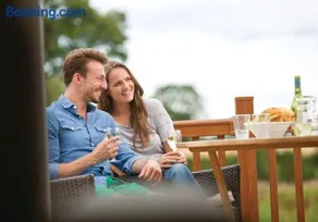Wigmore Lakes Lodges - Image 3