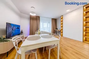 Premium Suite- City Center, Capital Towers, Free Parking by StayNest - Image 4