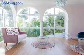 The Views Guesthouse - Image 4