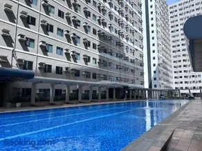 642 - Quiet & secured condo in Cavite with HI speed WIFI - Image 1