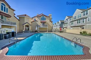 Townhome w/ Balcony < 1 Mi to Wildwood Crest BCH! - Image 1