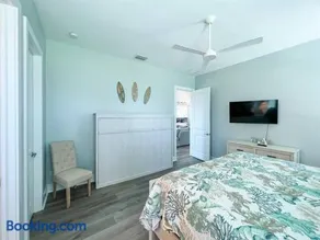 Island Retreat: Your Exclusive Oasis Awaits - Image 3