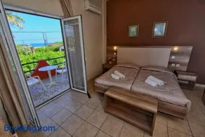 The Blue Sea Hotel - Image 3