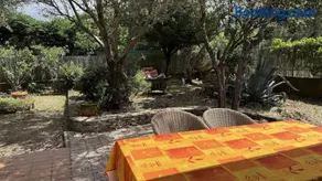 Maison chaleureuse et familiale avec jardin au calme à Avignon - Image 4