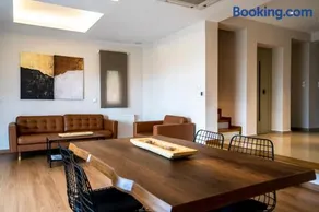 Palm Tree Beach Villa - Image 4