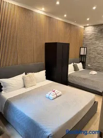 Mambo House - Image 2