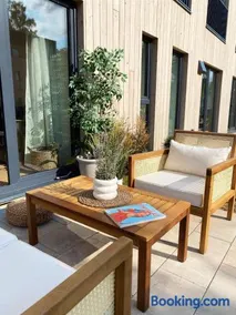 Albatross Weekend: seaside apartment with a sunny terrace - Image 2