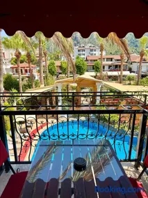 Mitos Apartments - Image 1