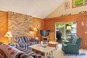 Walloon Lake Cottage - Image 2