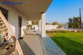 Blue Lagoon Villa - Image 3