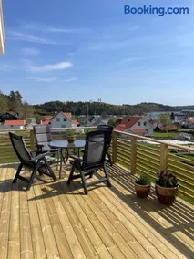 Stuga Tjörn/Almösund - Image 1