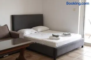 Elia mini suites 6 - Image 1