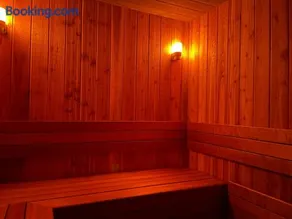 Downhills Residence - Image 2