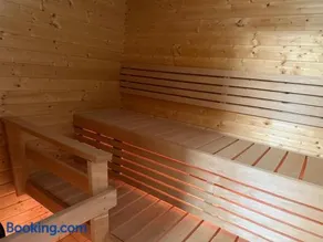 Airport Villa Near Helsinki Airport for 10 Guests - Image 3