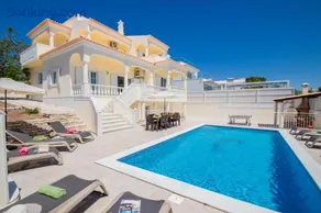 Villa Casa Castelo - Refúgio com piscina aquecível e BBQ na Galé, Albufeira - Image 4