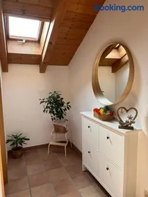Gemütliche Dachgeschosswohnung mit Balkon - Image 3