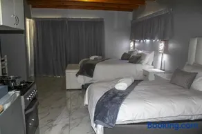 Villa La Sola B&B and Self-Catering - Image 5
