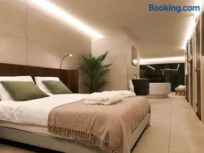 Hike & Bike Hotel - Image 3