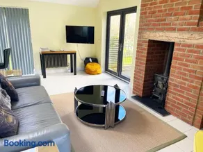 Romantic cottage for 2 with hot tub - Image 5