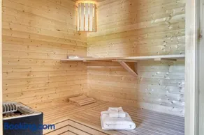 Chalet Wolf - Image 5