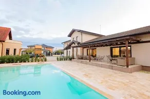 Pensiunea CARMEL - Image 2