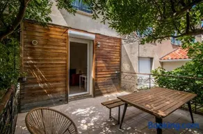 le Canopée 3 pers appart F1 terrasse fibre centre-ville - Image 3