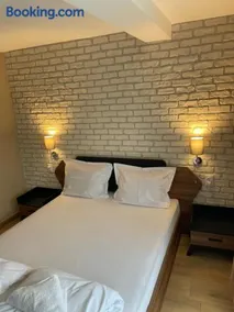 Family Hotel Malibu - Image 2