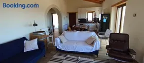Summer Villa with sea view,6 min drive from airport, near Seitan Limania beach - Image 3