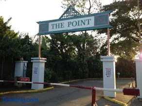 Point Village Studio - Image 2