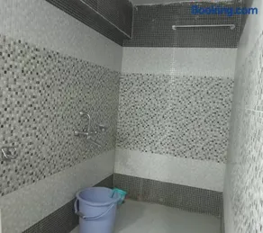 Elves Guest House - Image 3
