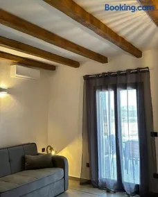 SOPHILIA SUITES - Image 4