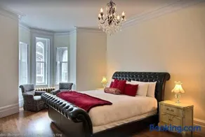 Suite Versailles - Image 1