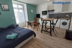 Segré centre ? studio ? 24m² ? cuisne ? wifi ? TOUT NEUF! - Image 1