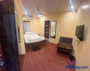 Hotel Royal Palace - Image 2