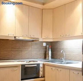 Christaras Apartments - Image 2