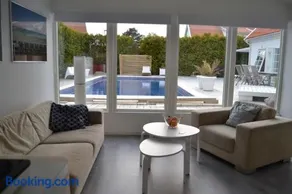 Calm villa-apartement near the sea and nature - Image 3