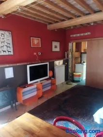 Loft 70 - Image 1
