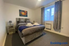 The Onyx Suite - 1 Bed apartment w/ free parking - Image 1