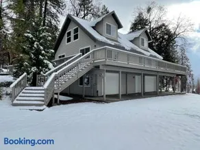 Shaver Lake, 4 BDR HOT TUB Misty Mountain Retreat - Image 1
