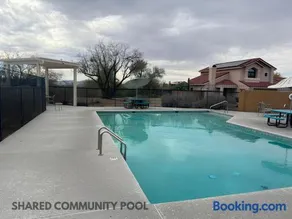 Oro Valley Retreat 3BR 3BA Pool Hot Tub Golf - Image 3