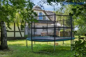 Idyllic Half-Timbered House For 10 Guests - Image 2