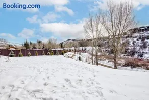 Cozy Condo at Beaver Creek - Image 4